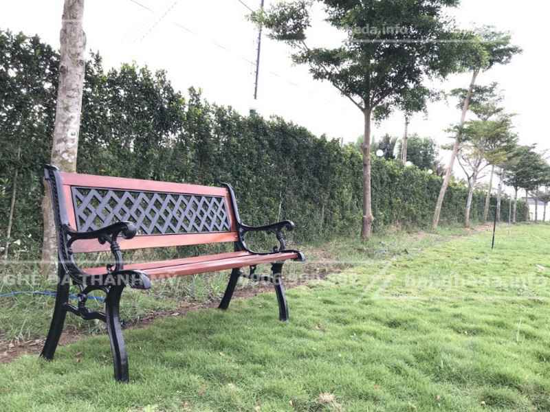 chân ghế gang đúc 2