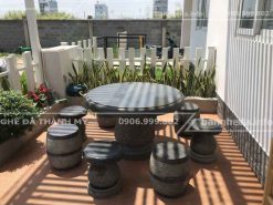 Bộ bàn ghế đá nguyên khối