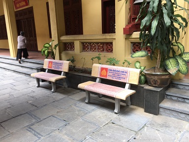bộ bàn ghế đá tại quận 10